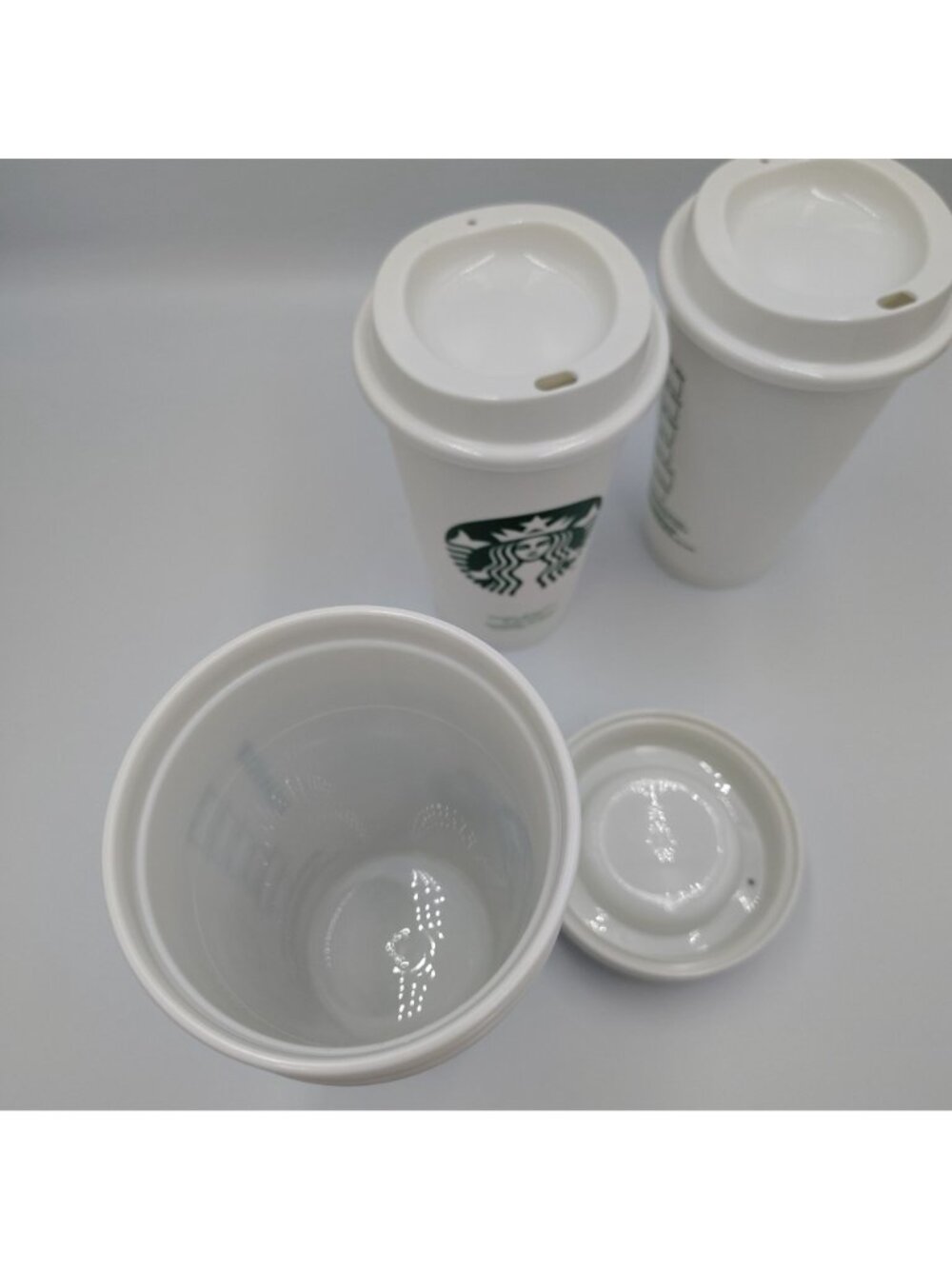 Starbucks Grande Cups Reusable Coffee 16 Oz. Match Lids Set of 5 White Plastic - Picture 6 of 9